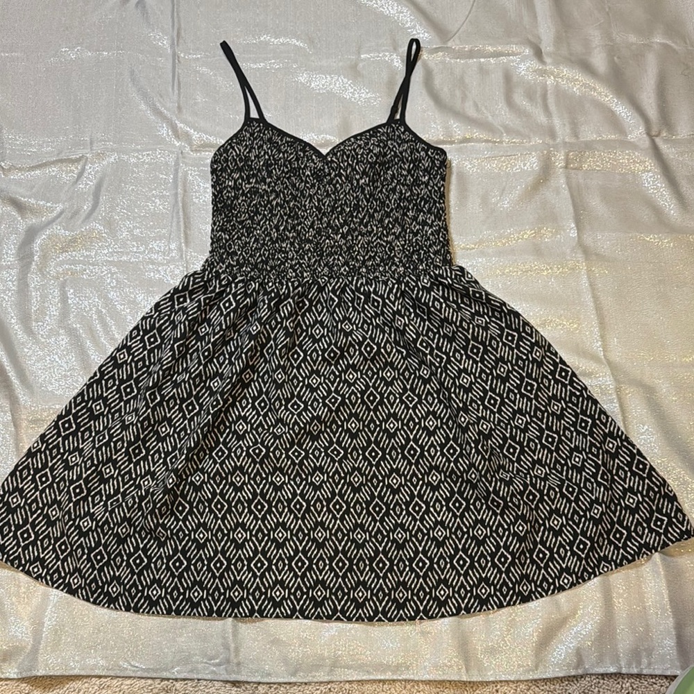 Black and White Patterned Women's Dress